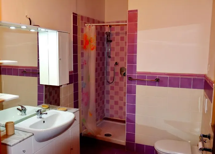 Il Borgo Fiorito 3* Lerma