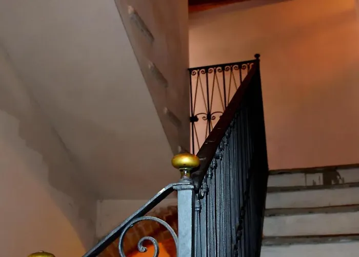 Il Borgo Fiorito Alojamento de Acomodação e Pequeno-almoço Lerma