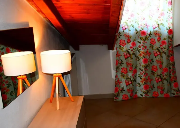 Alojamento de Acomodação e Pequeno-almoço Il Borgo Fiorito 3*